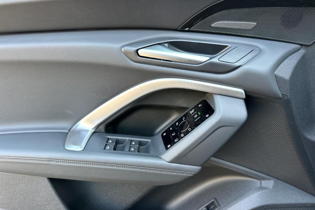 new 2025 Audi Q5 car, priced at $61,390