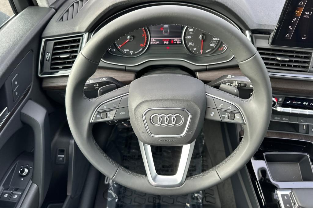 new 2025 Audi Q5 car, priced at $48,150