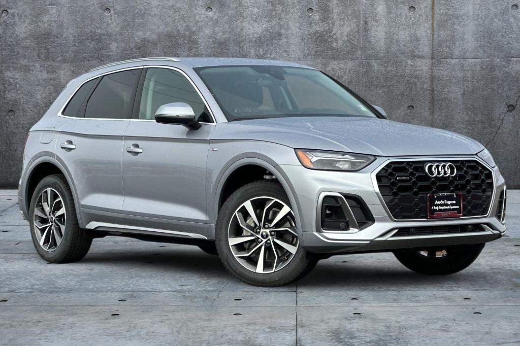 new 2025 Audi Q5 car, priced at $47,650