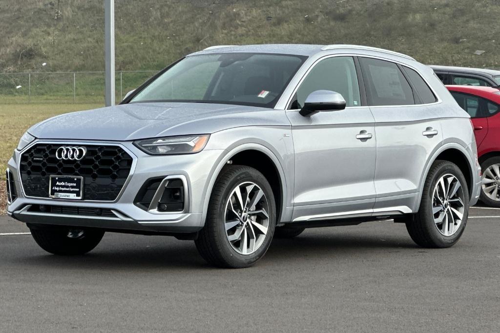 new 2025 Audi Q5 car, priced at $48,150