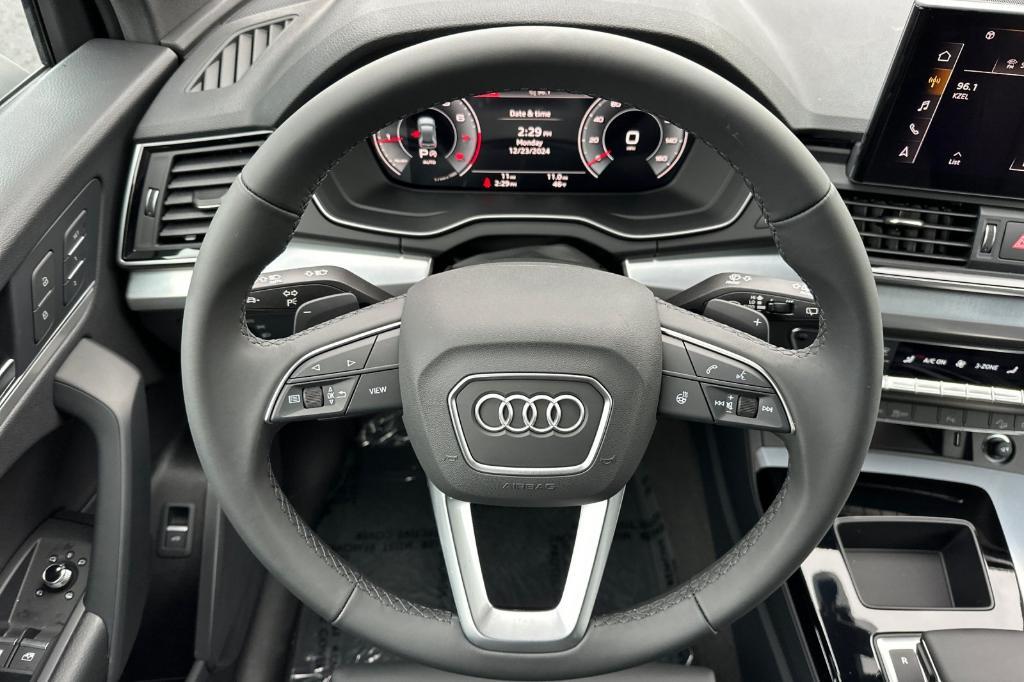 new 2025 Audi Q5 car, priced at $48,335