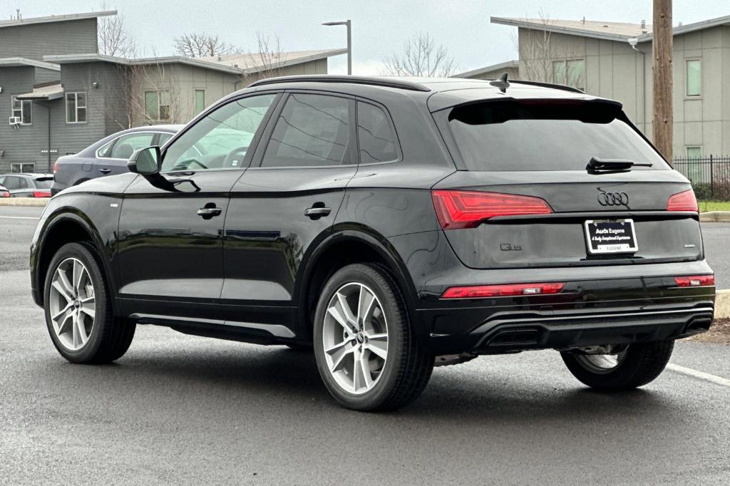 new 2025 Audi Q5 car, priced at $48,335