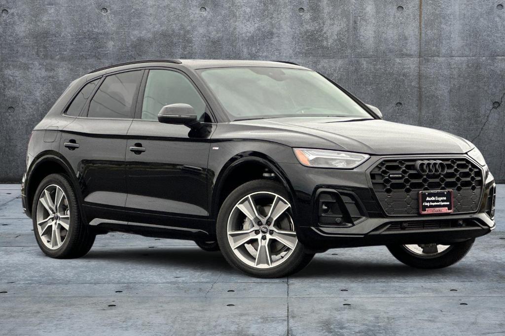 new 2025 Audi Q5 car, priced at $48,335