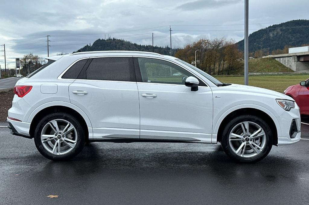 new 2024 Audi Q3 car, priced at $44,630