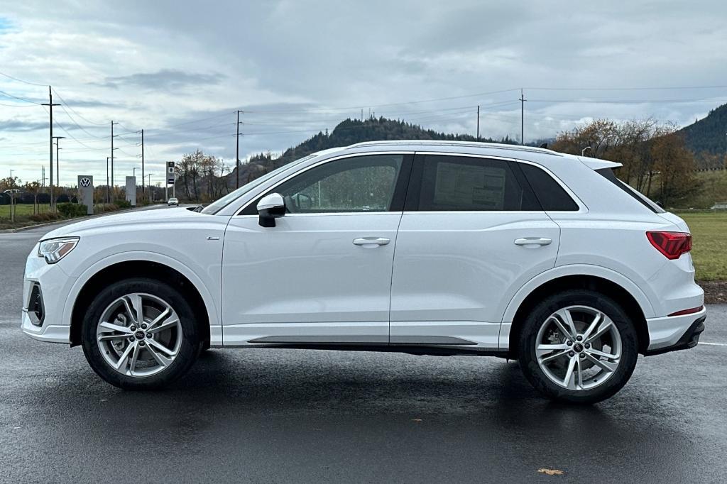 new 2024 Audi Q3 car, priced at $44,630