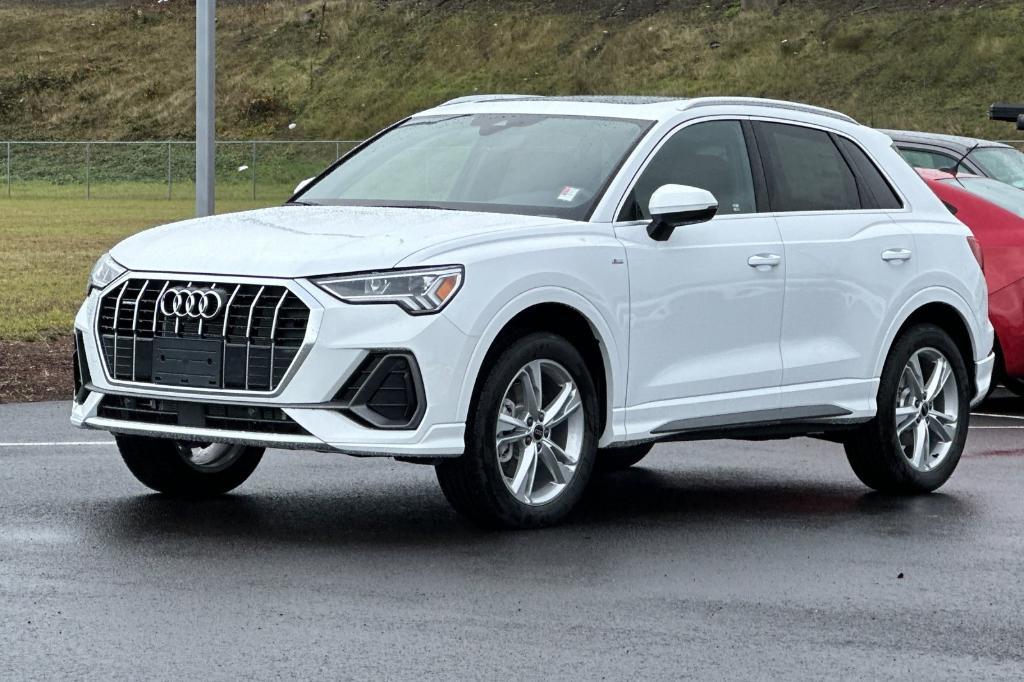 new 2024 Audi Q3 car, priced at $44,630