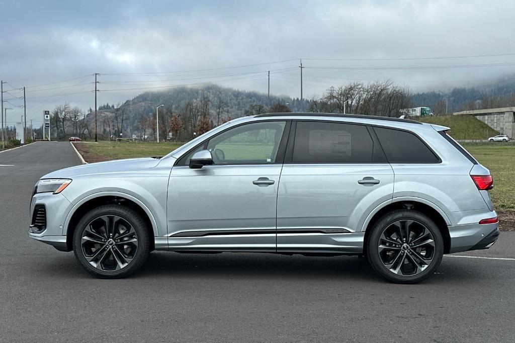 new 2025 Audi Q7 car, priced at $69,840