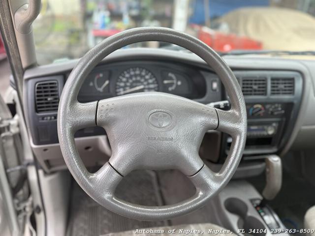 used 2004 Toyota Tacoma car