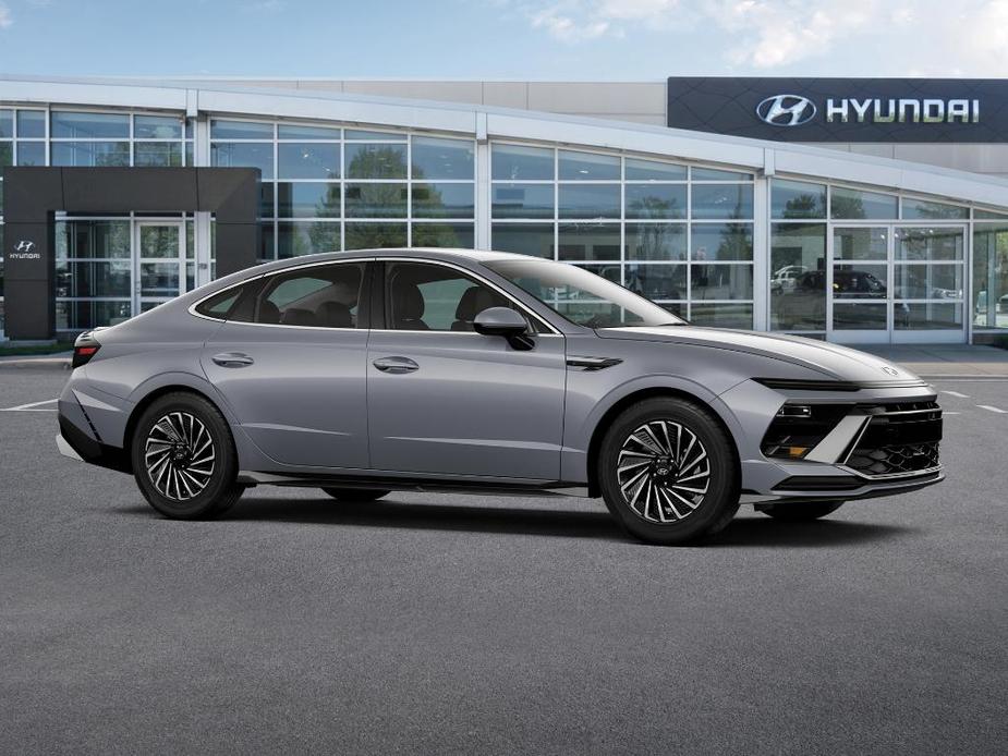 new 2024 Hyundai Sonata Hybrid car, priced at $32,535