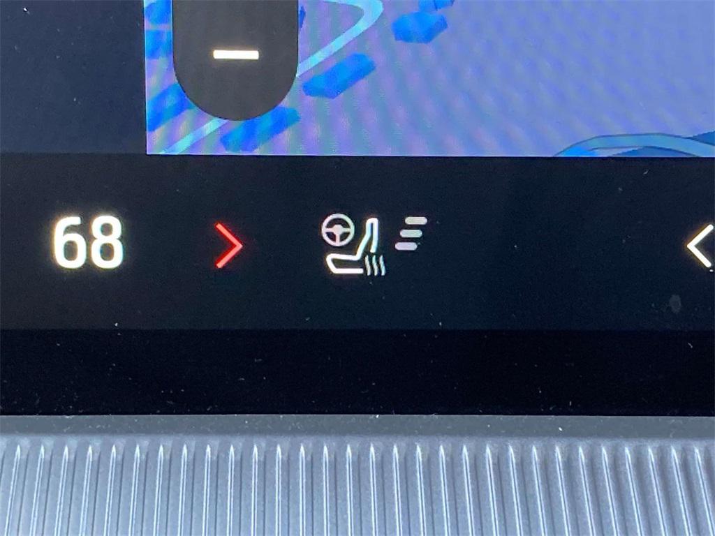 used 2025 Ford Explorer car, priced at $39,995