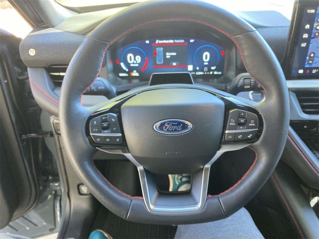 used 2025 Ford Explorer car, priced at $39,995