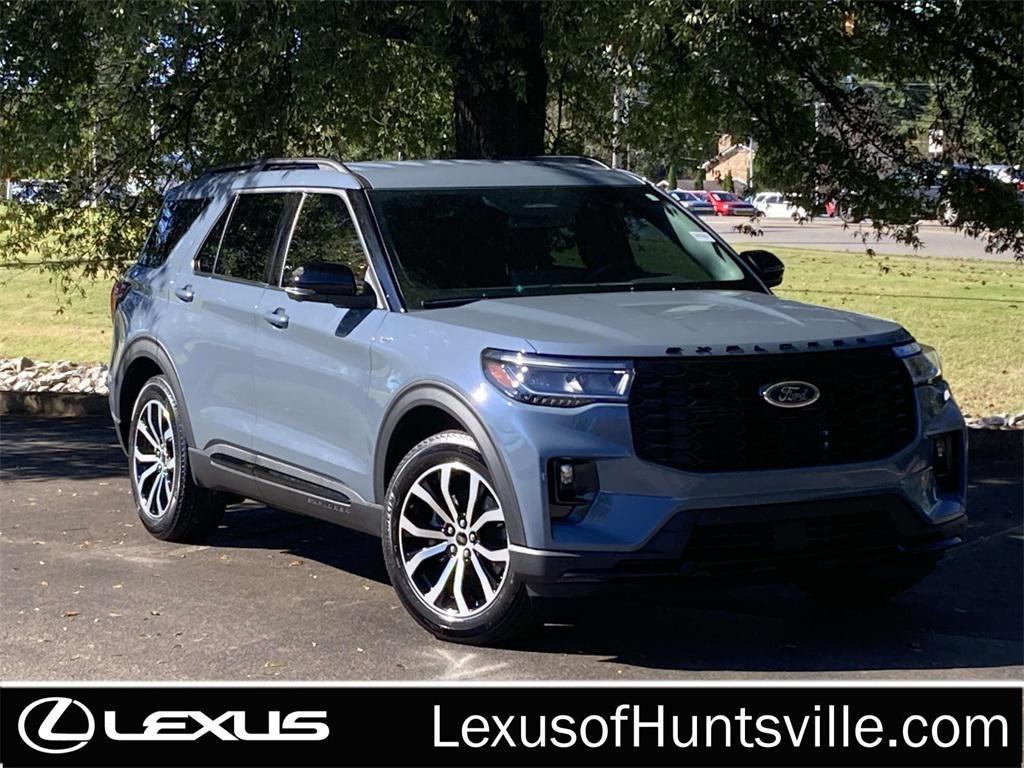 used 2025 Ford Explorer car, priced at $39,995