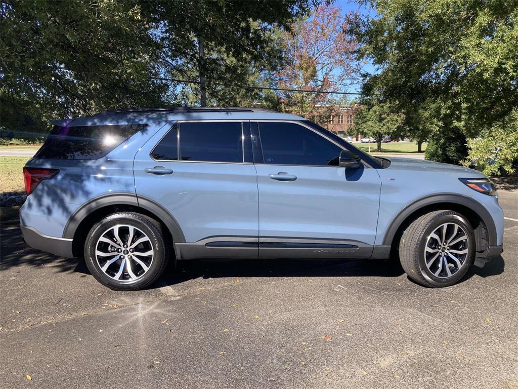 used 2025 Ford Explorer car, priced at $39,995