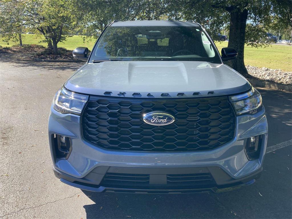 used 2025 Ford Explorer car, priced at $39,995