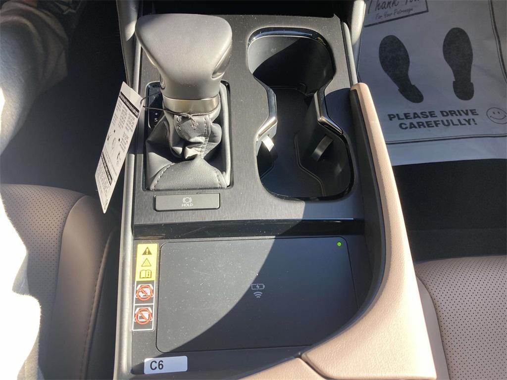 new 2025 Lexus ES 350 car, priced at $48,190