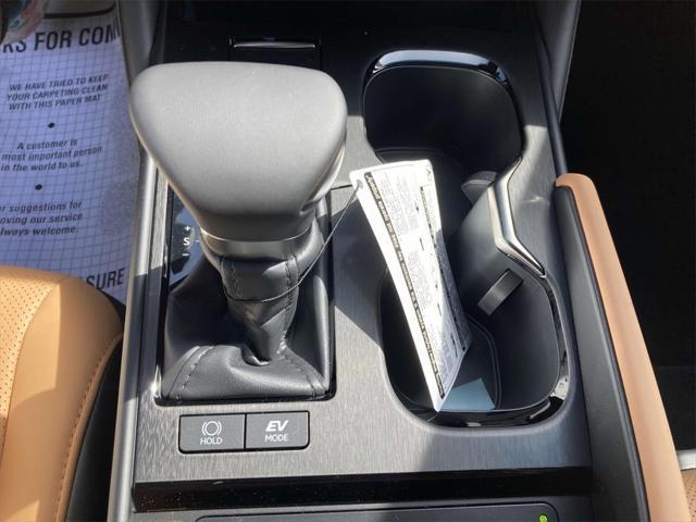 new 2025 Lexus ES 300h car, priced at $50,295