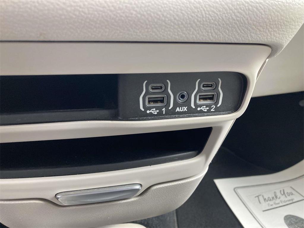 used 2021 Chrysler Pacifica car, priced at $16,500