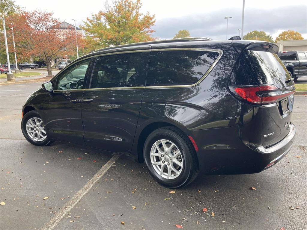 used 2021 Chrysler Pacifica car, priced at $16,500