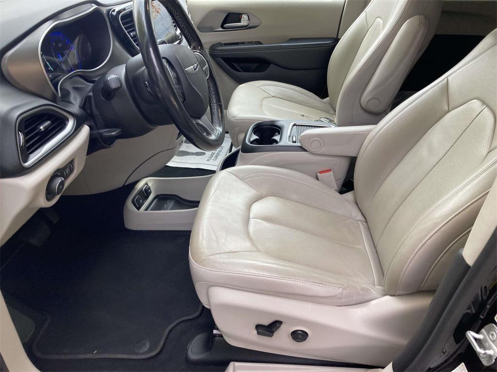 used 2021 Chrysler Pacifica car, priced at $16,500
