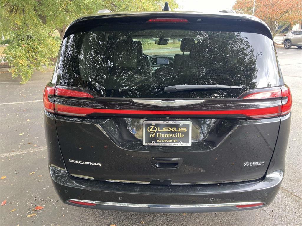 used 2021 Chrysler Pacifica car, priced at $16,500