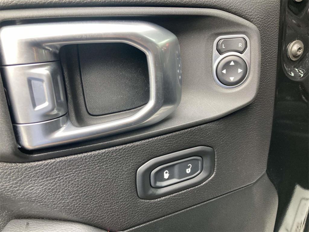 used 2020 Jeep Wrangler Unlimited car, priced at $36,284