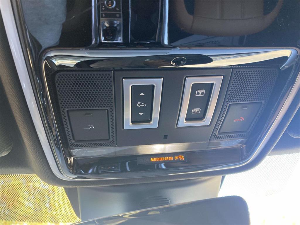 used 2022 Land Rover Range Rover Sport car, priced at $51,500