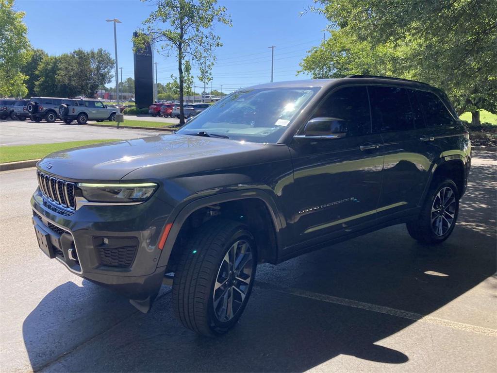 used 2022 Jeep Grand Cherokee car, priced at $32,500