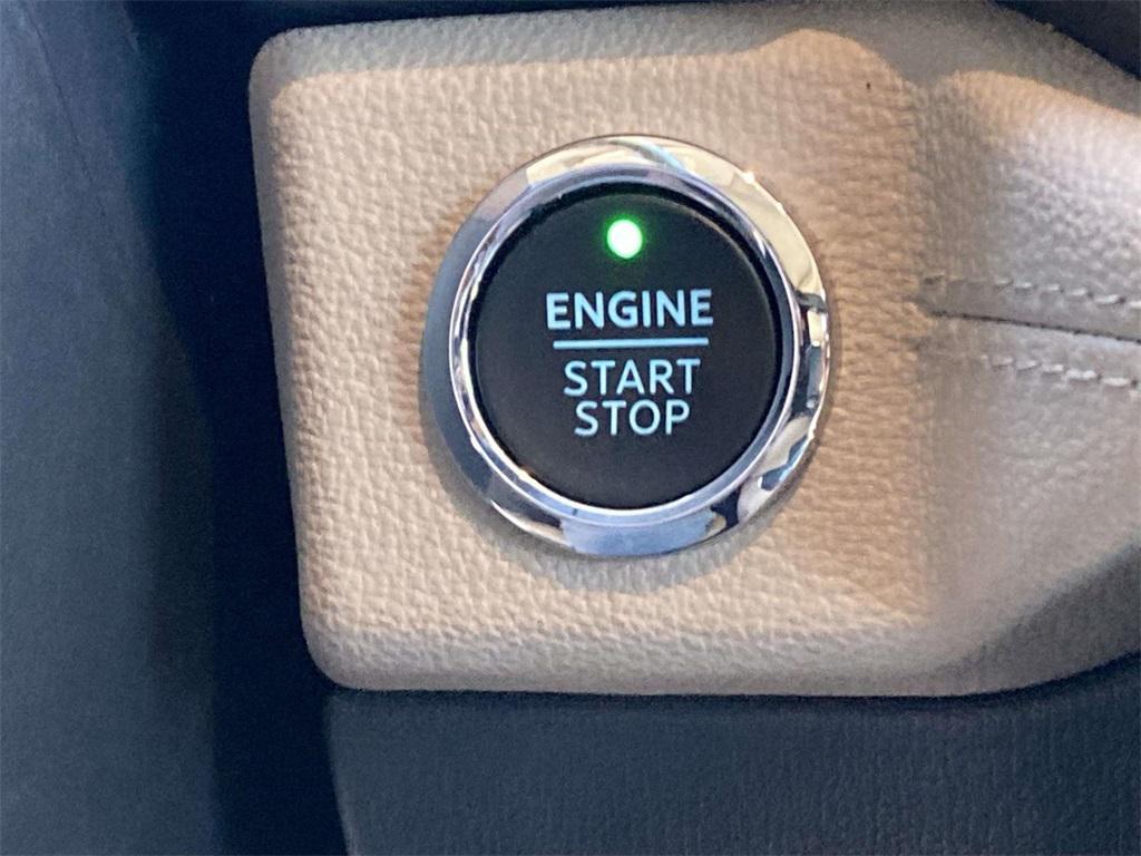 used 2024 Ford Expedition car, priced at $52,500