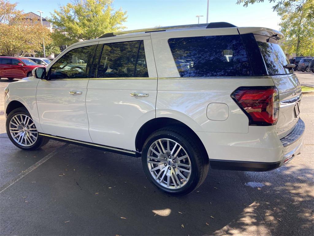 used 2024 Ford Expedition car, priced at $52,500