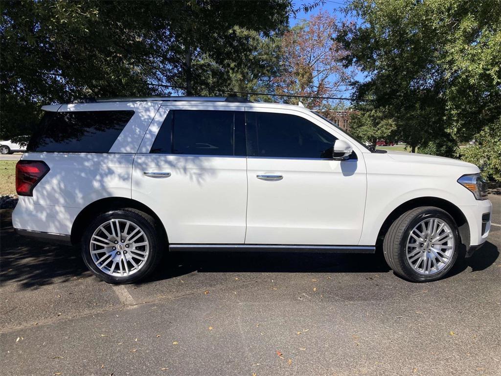 used 2024 Ford Expedition car, priced at $52,500