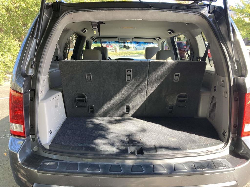 used 2011 Honda Pilot car, priced at $5,500