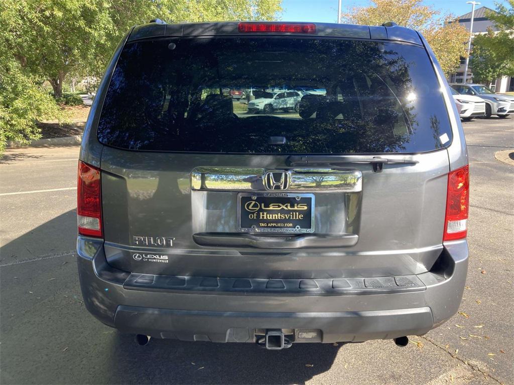 used 2011 Honda Pilot car, priced at $5,500