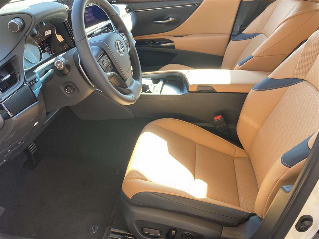 new 2025 Lexus ES 350 car, priced at $50,405