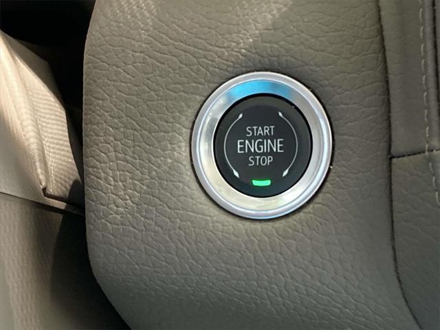used 2024 GMC Yukon XL car, priced at $75,995