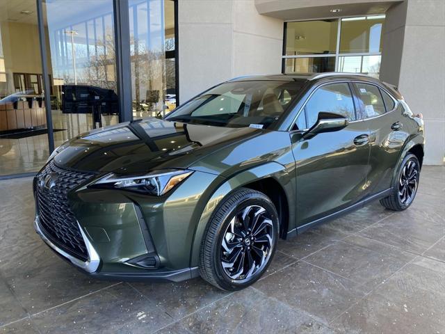 new 2025 Lexus UX 300h car, priced at $43,370