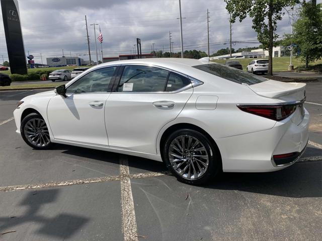 new 2024 Lexus ES 300h car, priced at $53,995