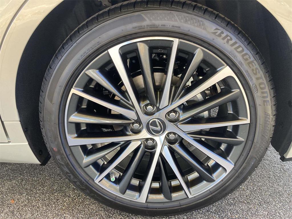 new 2025 Lexus ES 350 car, priced at $48,060