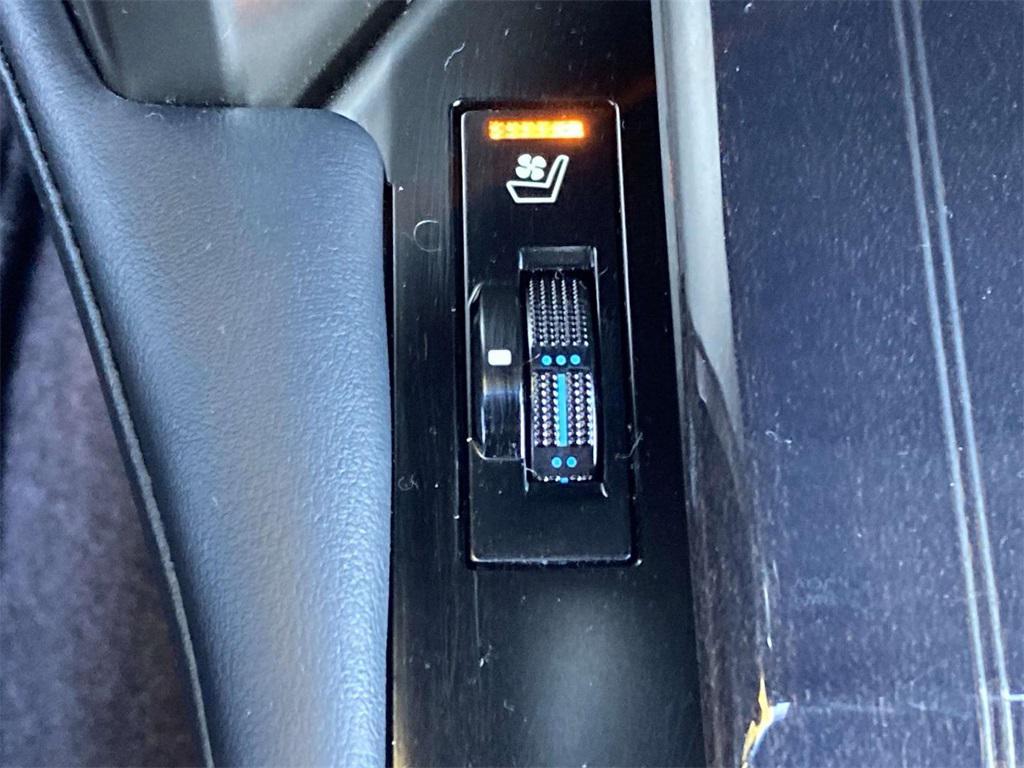 used 2020 Lexus GX 460 car, priced at $43,995