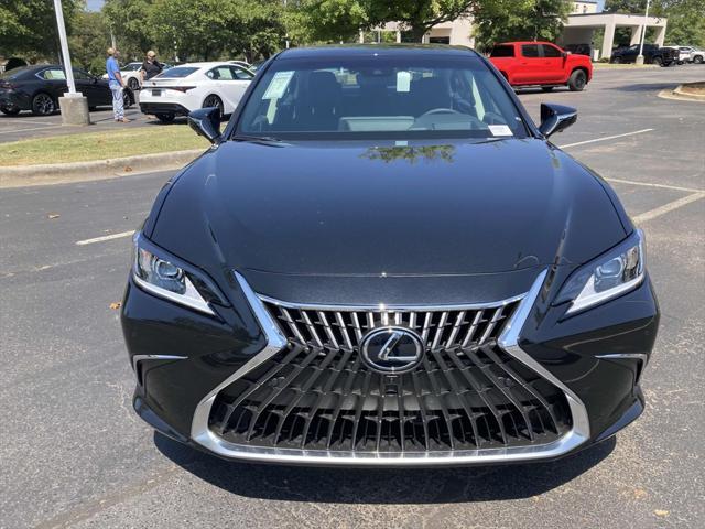 new 2025 Lexus ES 300h car, priced at $53,775