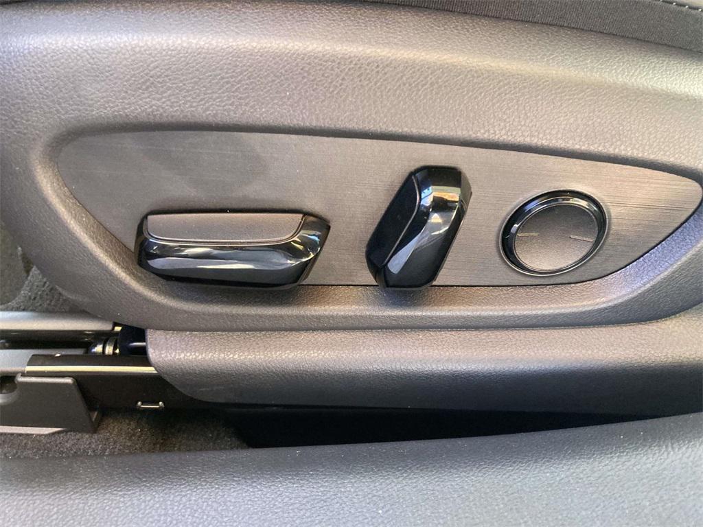 new 2025 Lexus ES 350 car, priced at $49,905