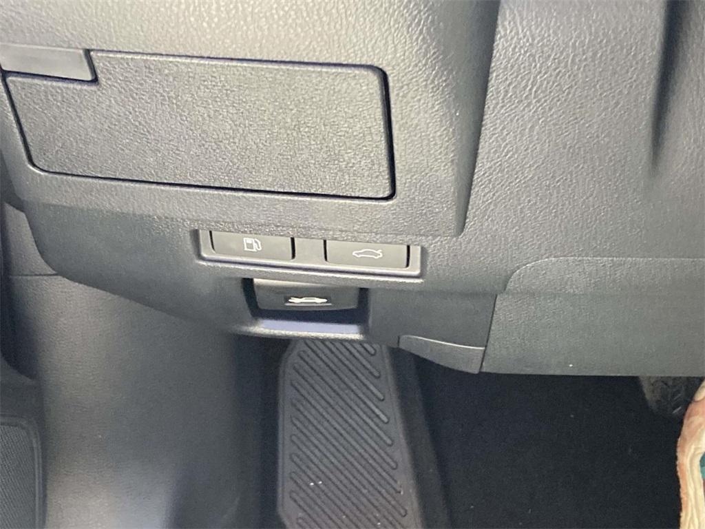 new 2025 Lexus ES 350 car, priced at $49,905