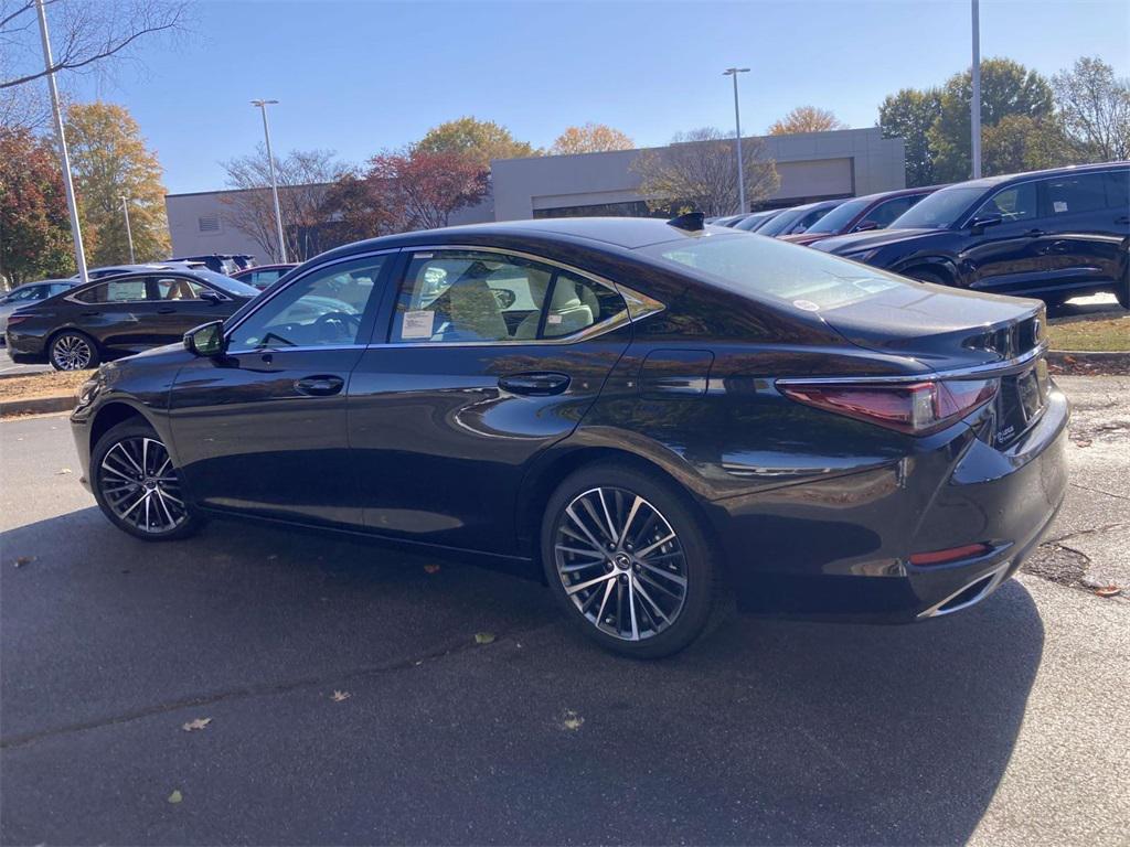 new 2025 Lexus ES 350 car, priced at $49,905