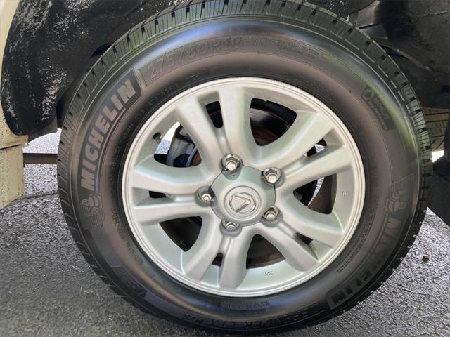 used 2005 Lexus LX 470 car, priced at $9,995