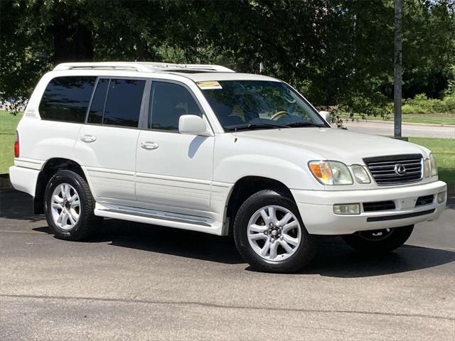 used 2005 Lexus LX 470 car, priced at $9,995