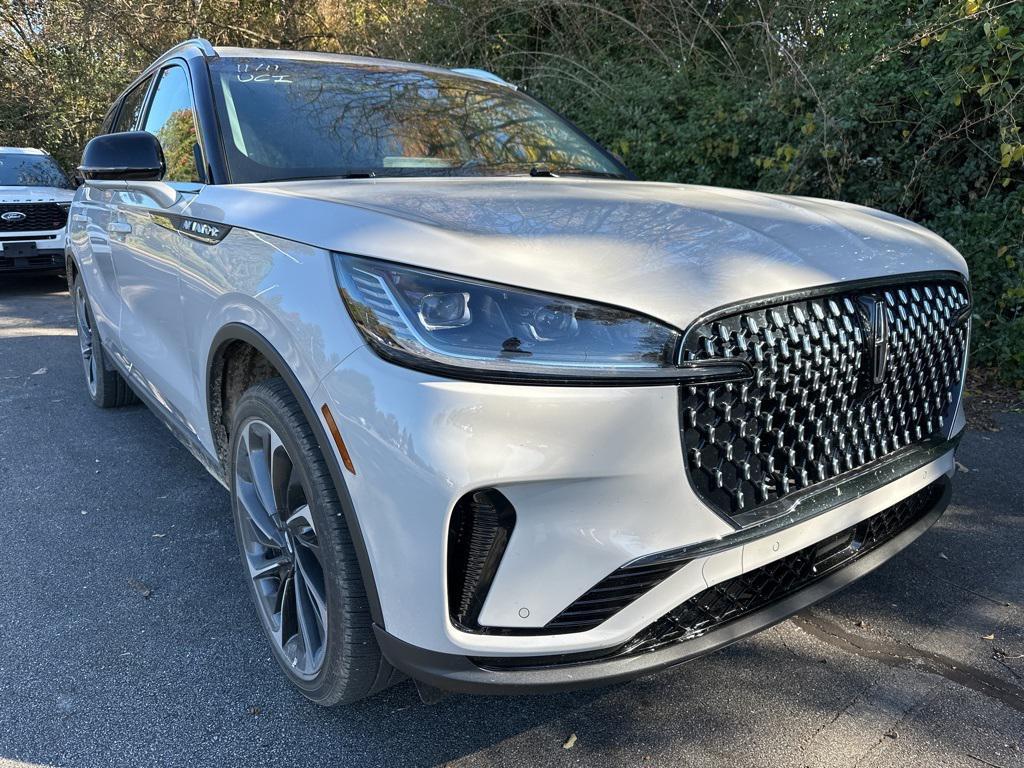 used 2025 Lincoln Aviator car, priced at $66,995