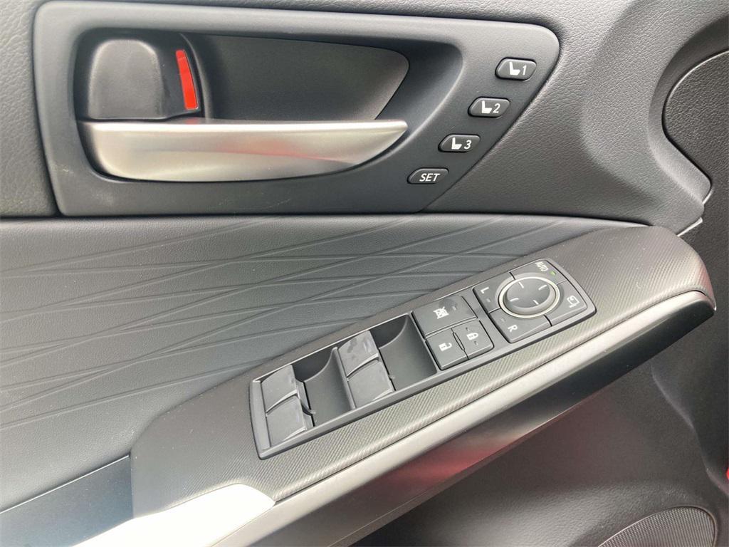 new 2025 Lexus IS 350 car, priced at $52,650