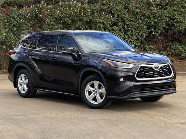 used 2021 Toyota Highlander car, priced at $30,995