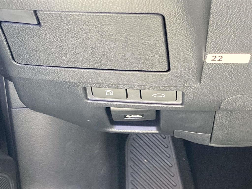 new 2025 Lexus ES 350 car, priced at $50,295