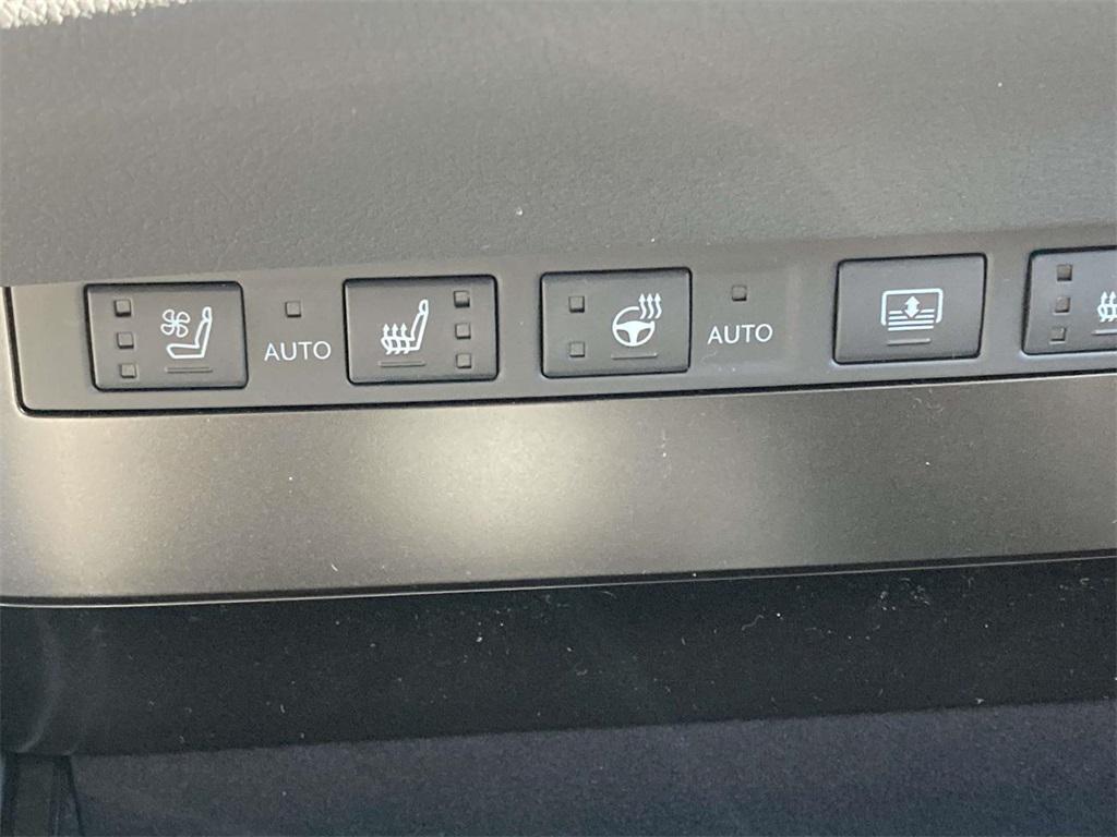 new 2025 Lexus ES 350 car, priced at $50,295