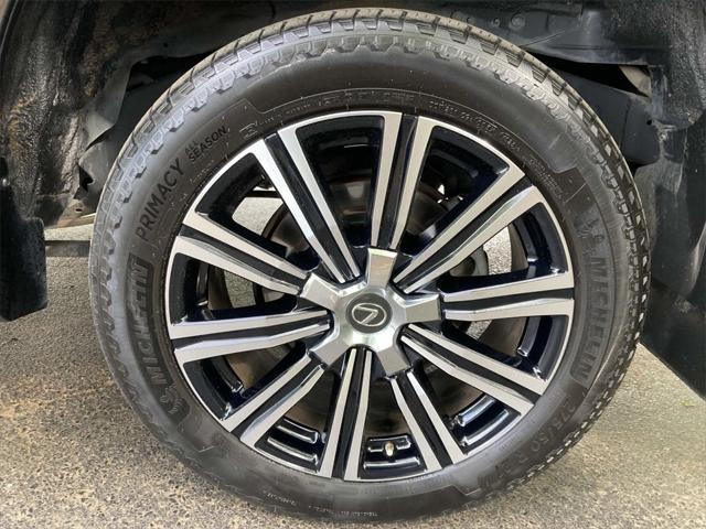 used 2020 Lexus LX 570 car, priced at $56,995
